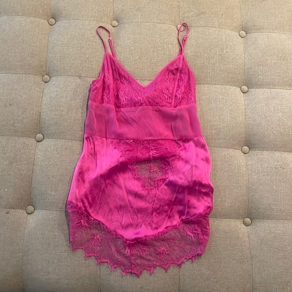 Bebe Pink Silk Lace Trim Top Camisole Satin Y2K Tank Lingerie